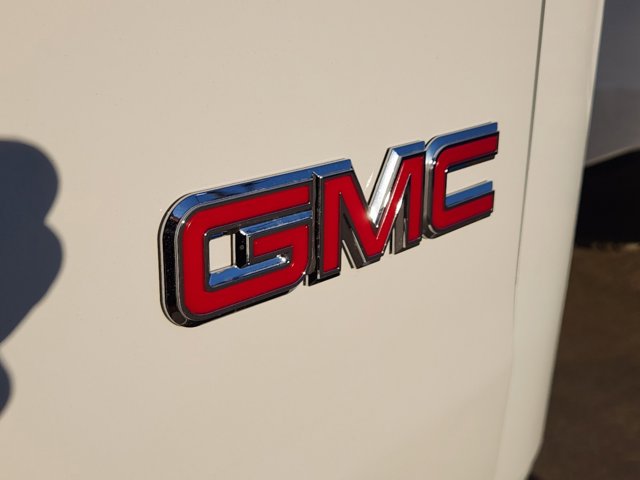 2022 GMC Savana Cargo Van Work Van 8