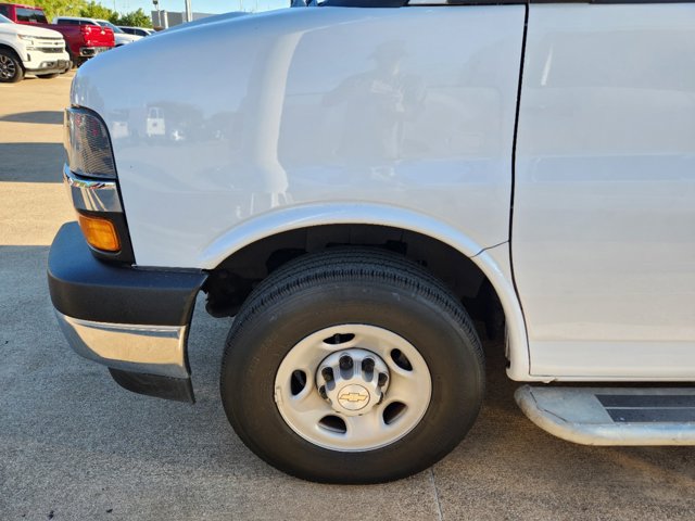 2022 Chevrolet Express Cargo Van Work Van 7