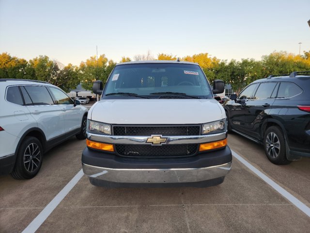 2022 Chevrolet Express Cargo Van Work Van 2