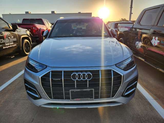 2022 Audi Q5 Premium 2