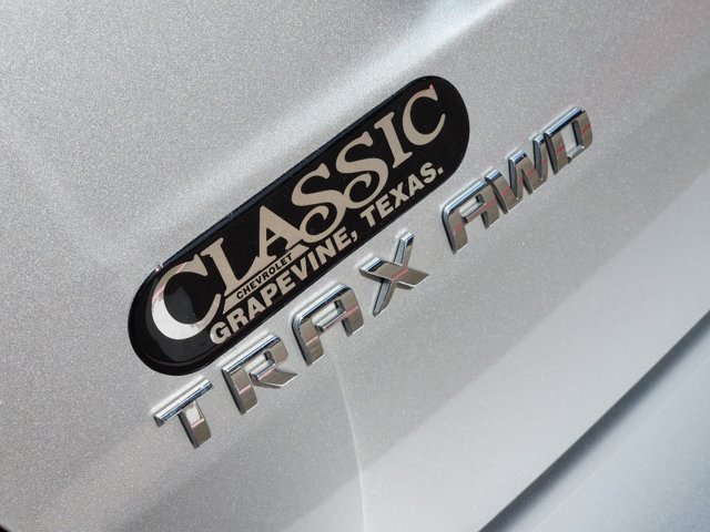 2022 Chevrolet Trax LT 8