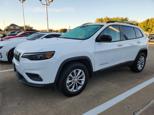 2022 Jeep Cherokee Latitude Lux 2