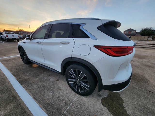 2022 INFINITI QX50 LUXE 3