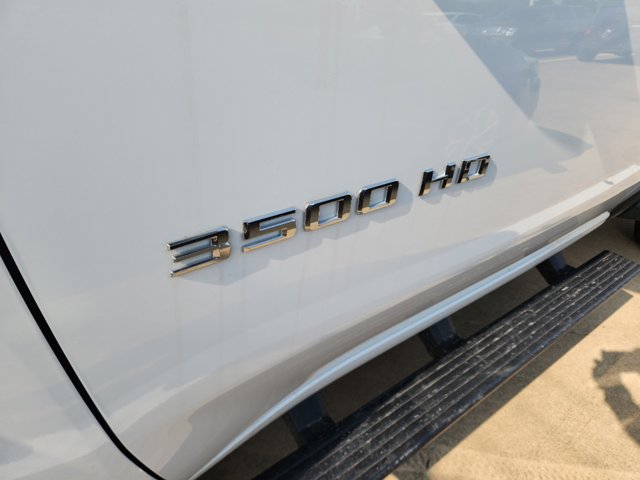 2022 Chevrolet Silverado 3500HD Work Truck 8