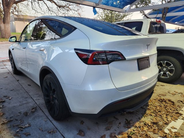 2022 Tesla Model Y Long Range 3