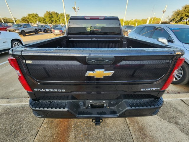 2022 Chevrolet Silverado 1500 Custom 5