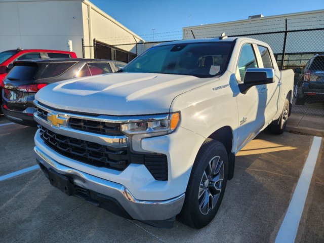 2022 Chevrolet Silverado 1500 LT 3