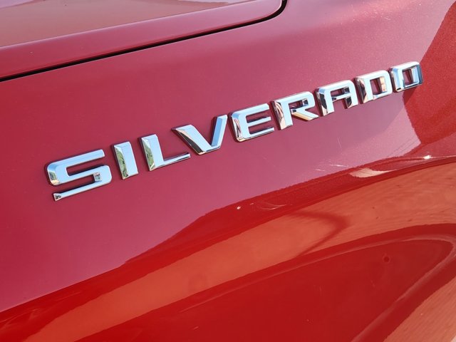 2022 Chevrolet Silverado 1500 Custom 8