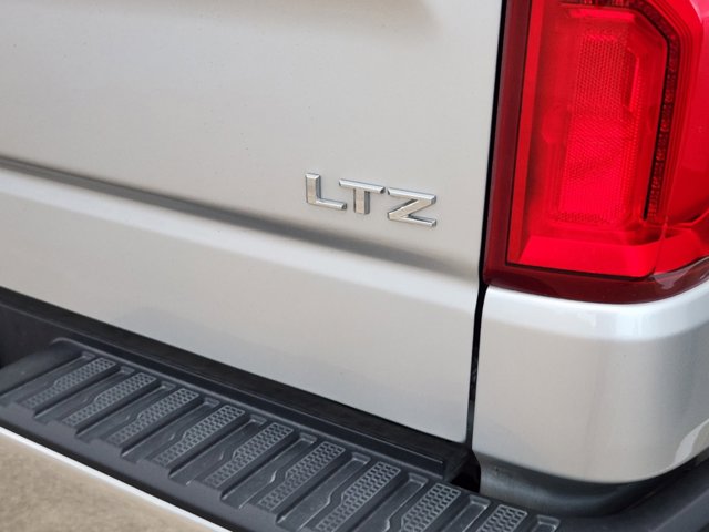 2022 Chevrolet Silverado 1500 LTZ 10