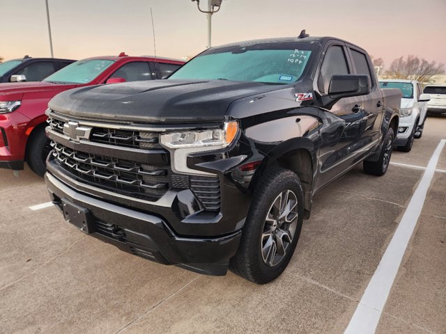 2022 Chevrolet Silverado 1500 RST 2