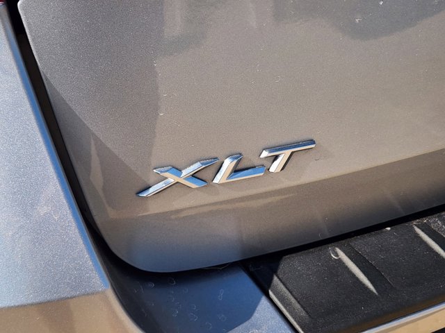 2022 Ford Explorer XLT 9