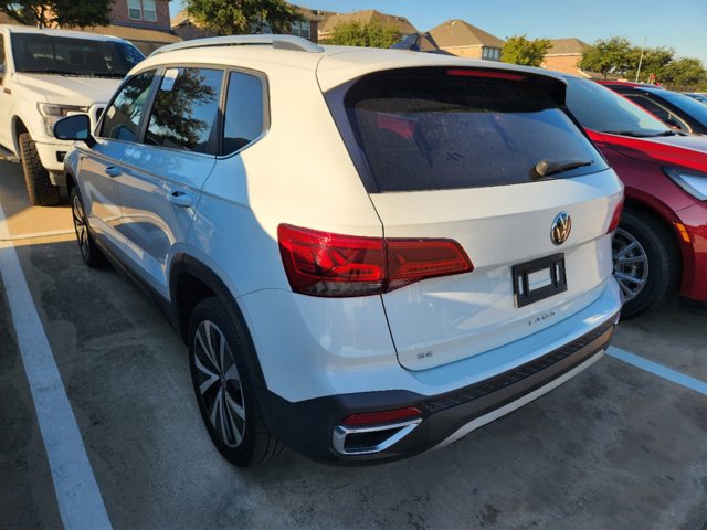 2022 Volkswagen Taos SE 6