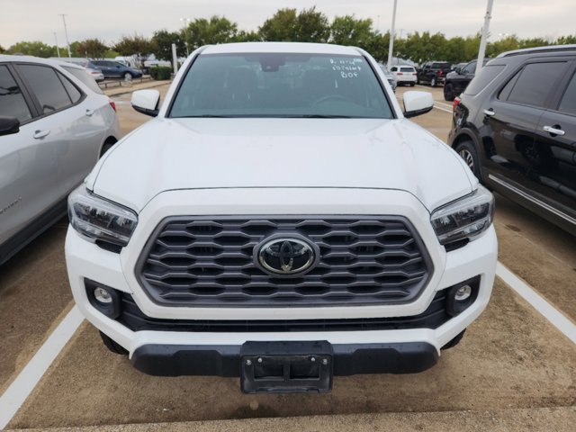 2022 Toyota Tacoma 4WD TRD Off Road 2