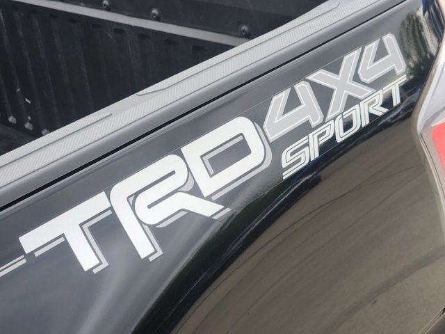 2022 Toyota Tacoma 4WD TRD Sport 9