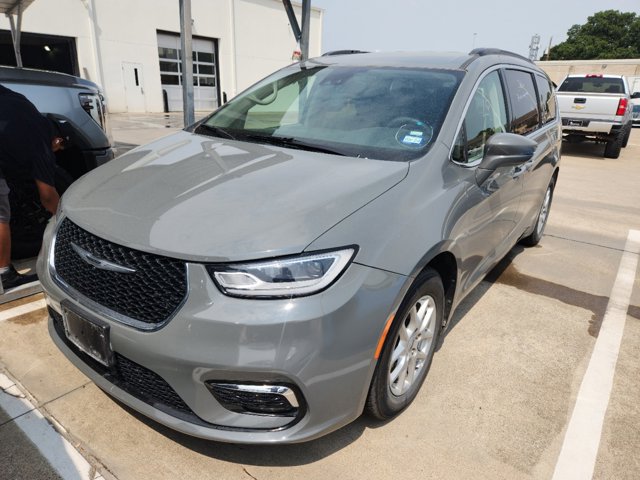 2022 Chrysler Pacifica Touring L 3