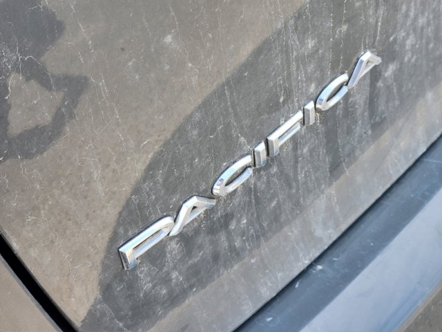 2022 Chrysler Pacifica Touring L 10