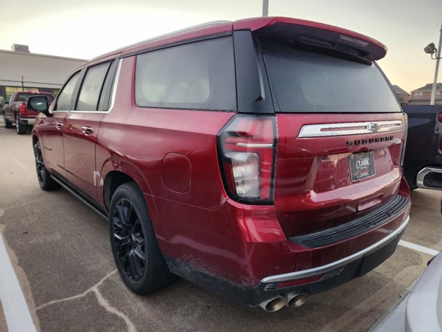 2022 Chevrolet Suburban High Country 3