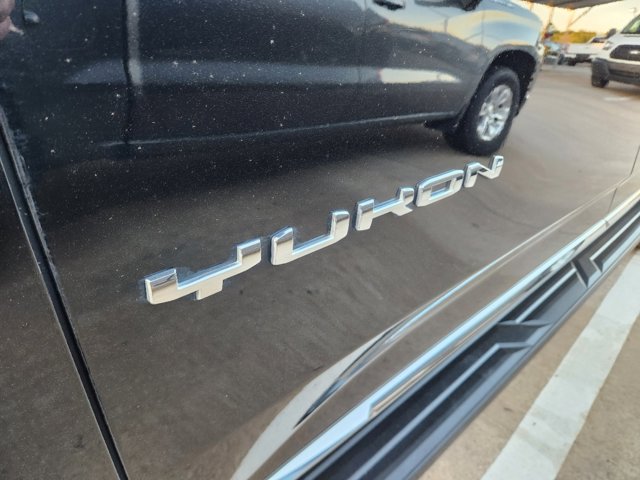 2022 GMC Yukon XL SLT 9