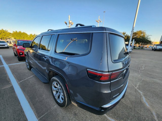 2022 Jeep Wagoneer Series II 4