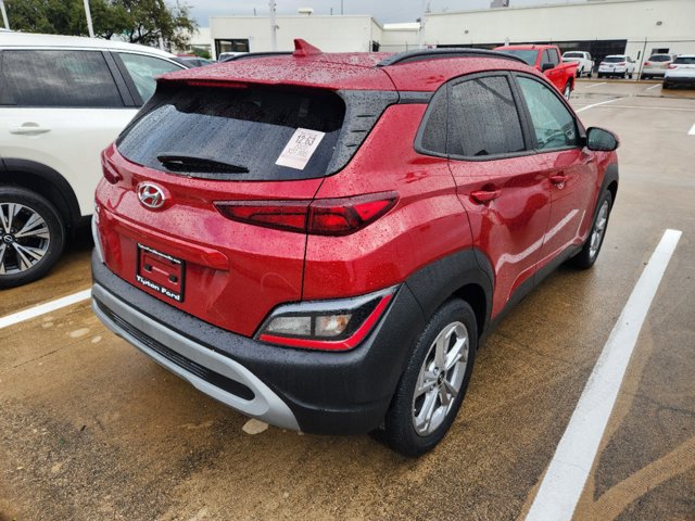 2022 Hyundai Kona SEL 4