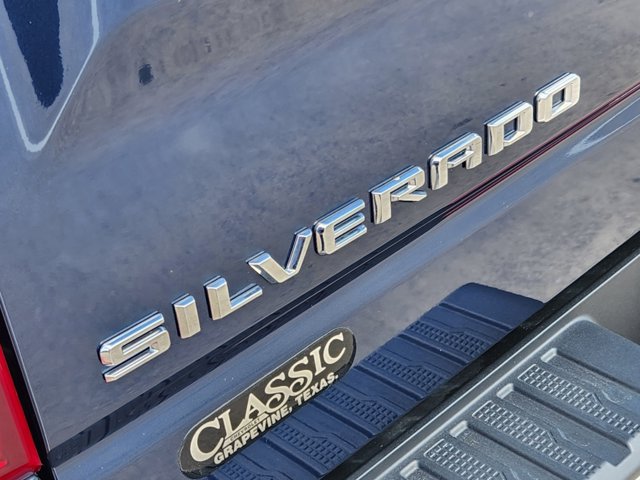 2022 Chevrolet Silverado 1500 LT 8