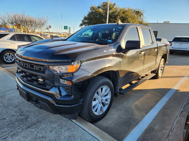 2022 Chevrolet Silverado 1500 Custom 3