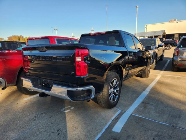 2022 Chevrolet Silverado 1500 LT 3