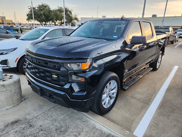 2022 Chevrolet Silverado 1500 Custom 3