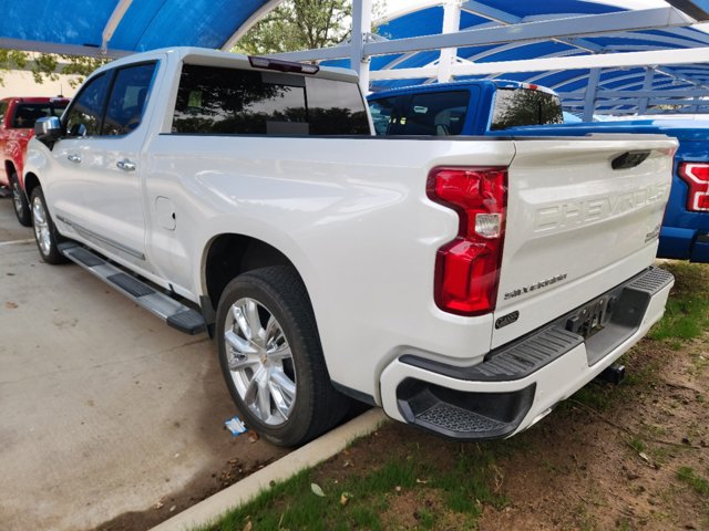 2022 Chevrolet Silverado 1500 High Country 3