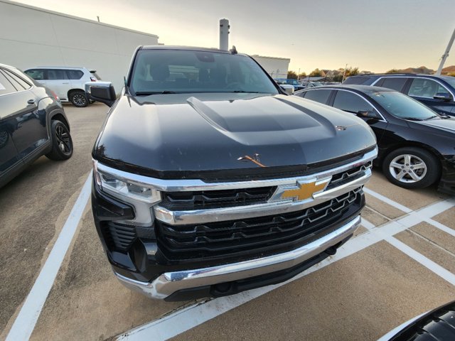 2022 Chevrolet Silverado 1500 LT 2