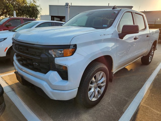 2022 Chevrolet Silverado 1500 Custom 2