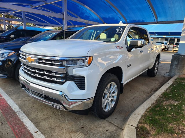 2022 Chevrolet Silverado 1500 LTZ 2