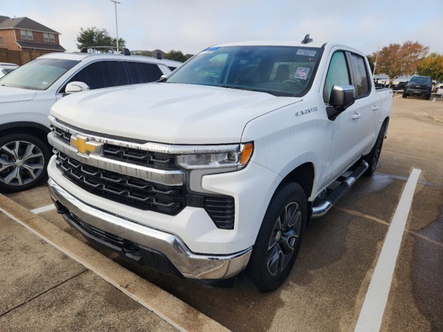 2022 Chevrolet Silverado 1500 LT 3