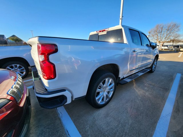 2022 Chevrolet Silverado 1500 High Country 3