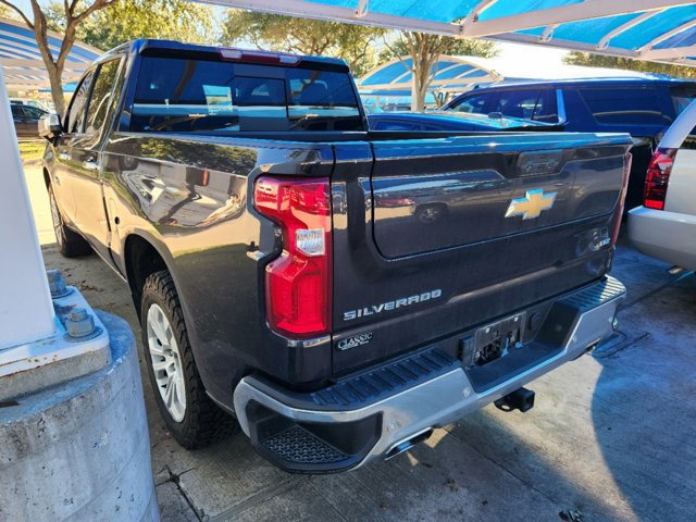 2023 Chevrolet Silverado 1500 LTZ 3