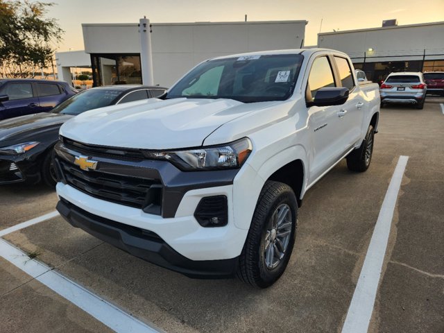 2023 Chevrolet Colorado 4WD LT 3