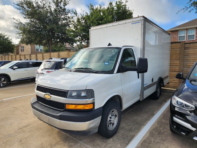 2023 Chevrolet Express Commercial Cutaway Work Van 3