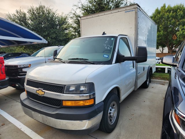 2023 Chevrolet Express Commercial Cutaway Work Van 3