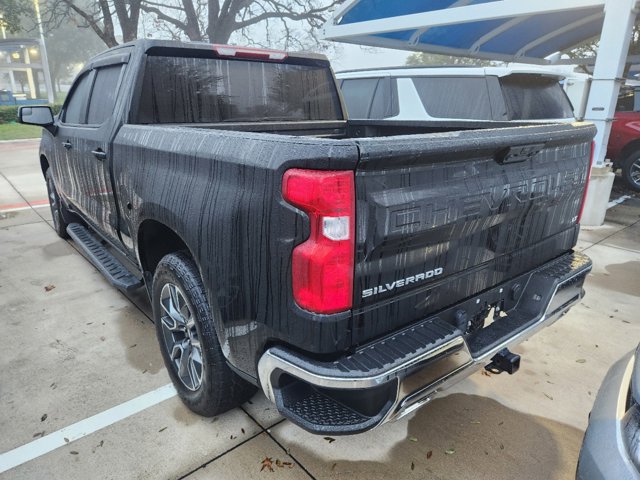 2023 Chevrolet Silverado 1500 LT 3