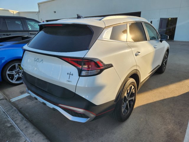 2023 Kia Sportage Hybrid EX 4