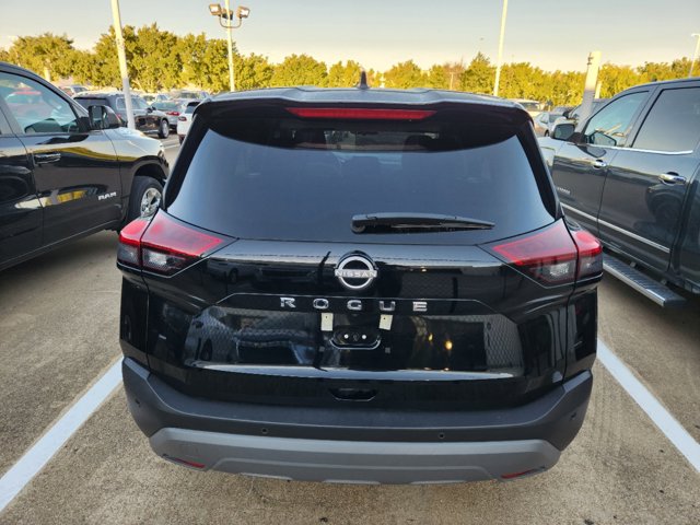 2023 Nissan Rogue S 4