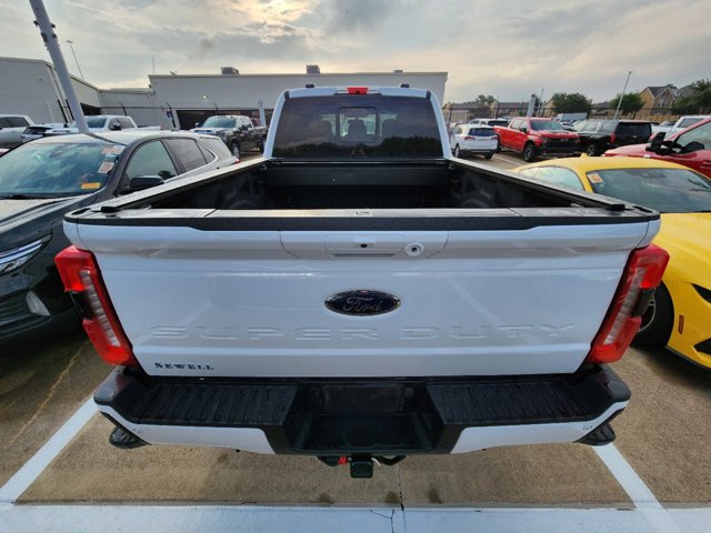 2023 Ford Super Duty F-250 SRW LARIAT 5