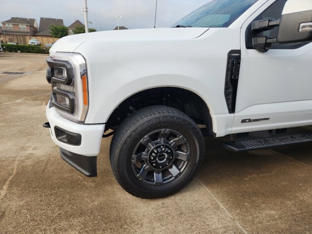 2023 Ford Super Duty F-250 SRW LARIAT 7