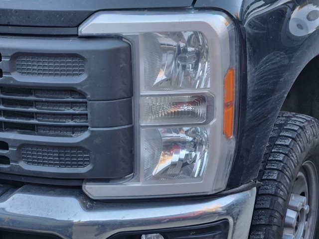 2023 Ford Super Duty F-250 SRW XL 5