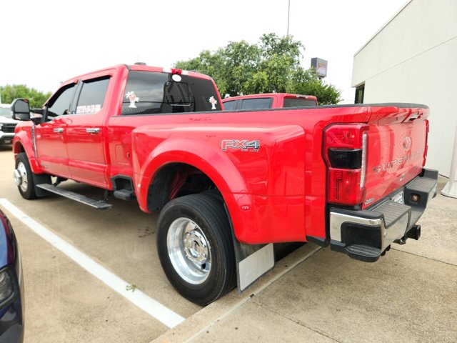 2023 Ford Super Duty F-450 DRW LARIAT 3