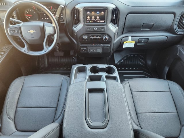 2023 Chevrolet Silverado 3500HD CC Work Truck 24