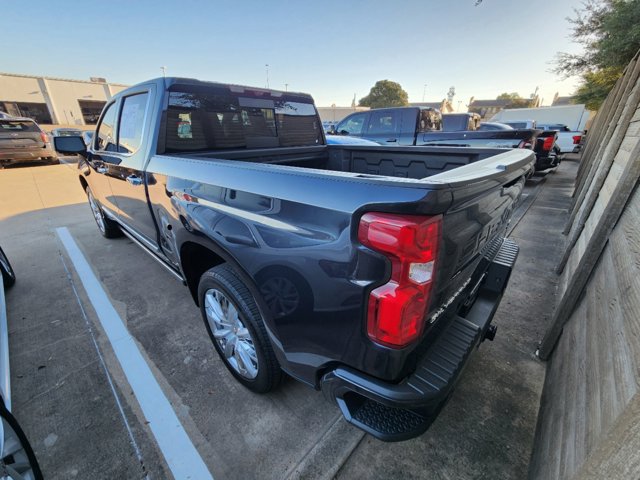 2023 Chevrolet Silverado 1500 High Country 4