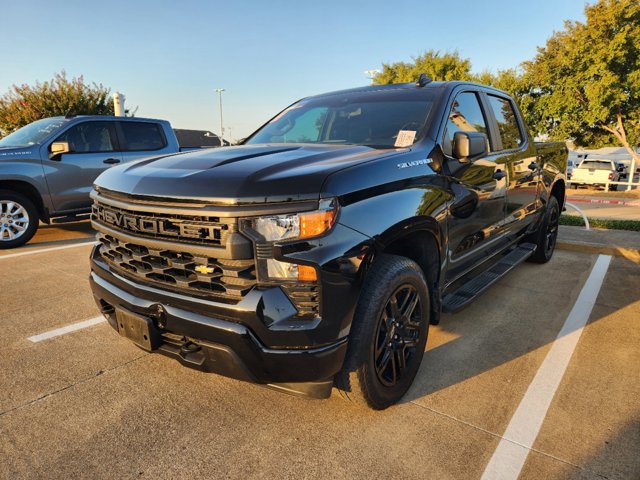 2023 Chevrolet Silverado 1500 Custom 3