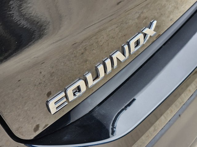 2023 Chevrolet Equinox LS 8