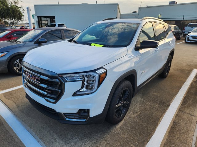 2023 GMC Terrain AT4 3